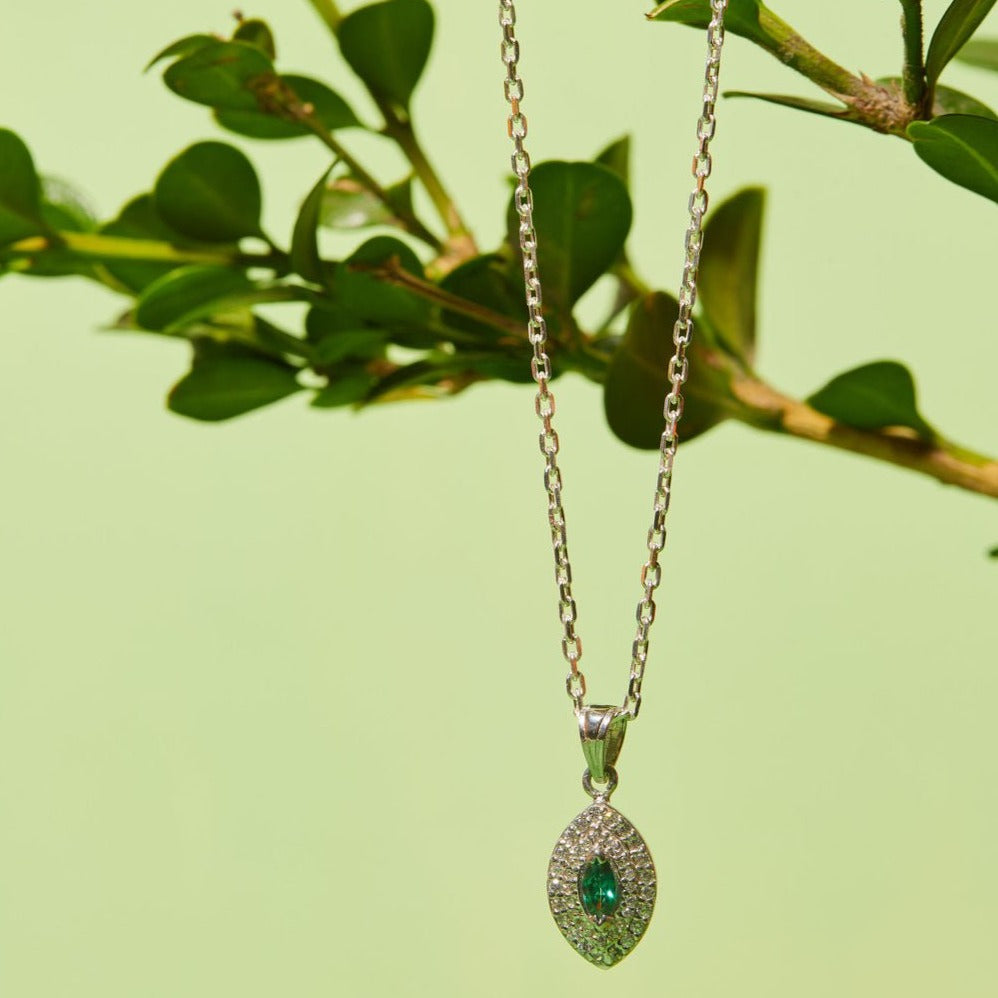 Hecate Emerald Sterling Silver Necklace - Ema Jewels